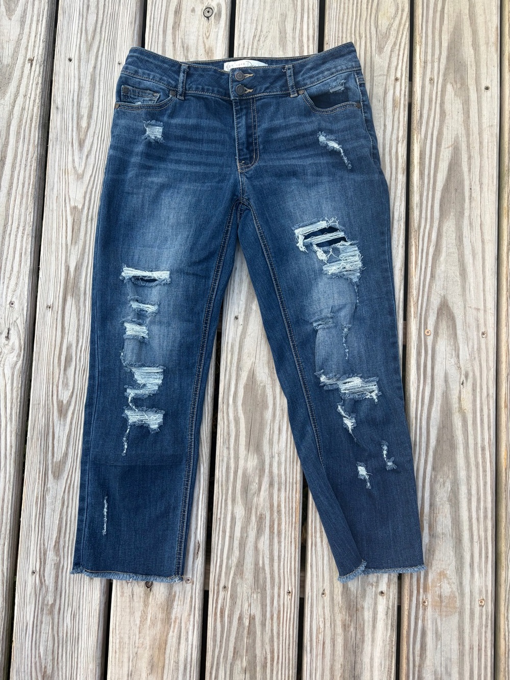 Cato Mid Rise Straight Distressed Raw Hem Women's size 6 Dark Blue Denim Jeans